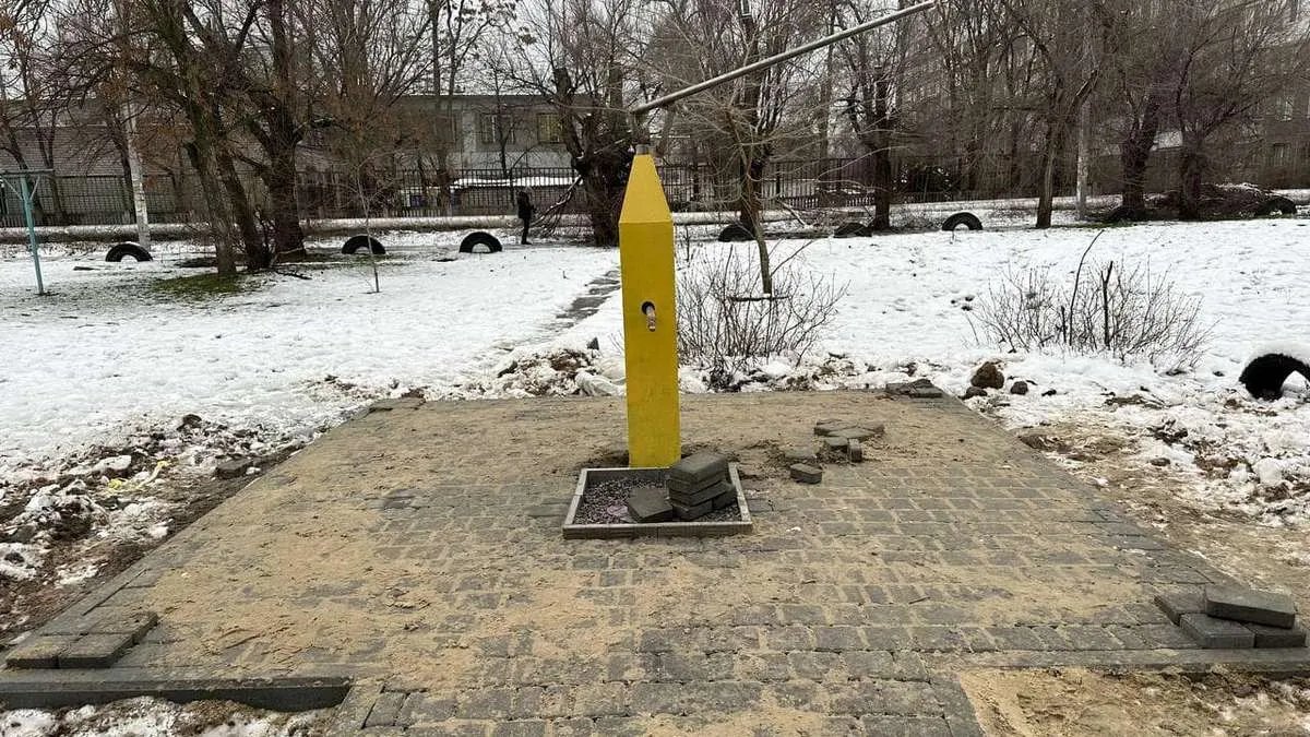 Скандал на проспекте Мира: днепрянка мыла авто из питьевой воды