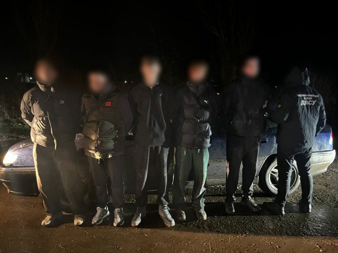 Чоловіки, яких затримали на кордоні