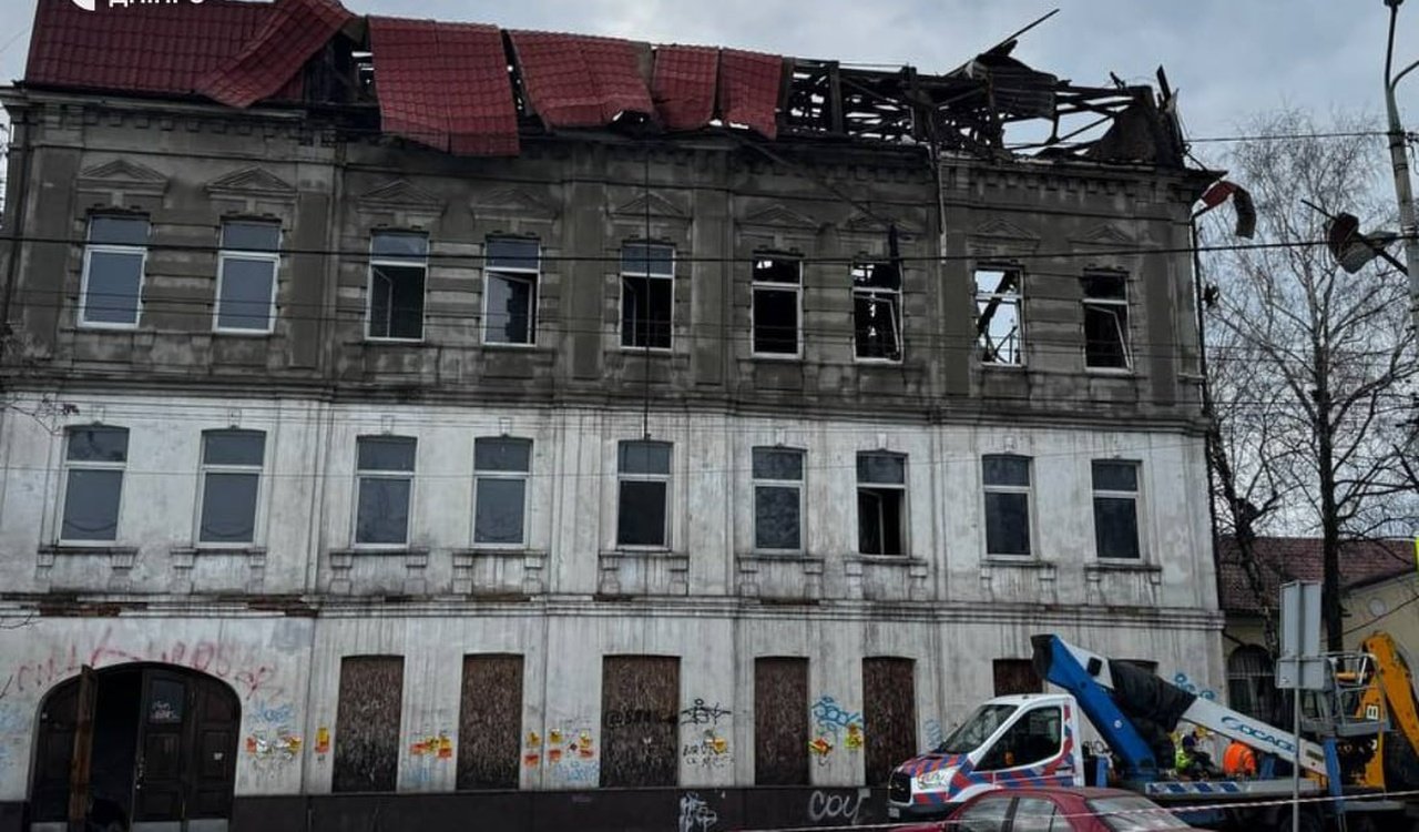 Будівля, яка постраждала через удар