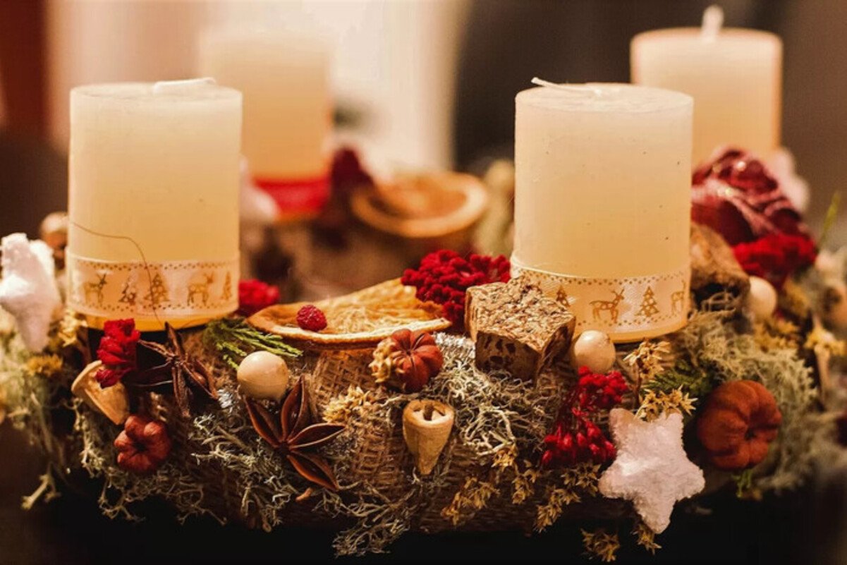 Какой сегодня праздник и кого поздравлять с именинами: 12 декабря — все об этом дне