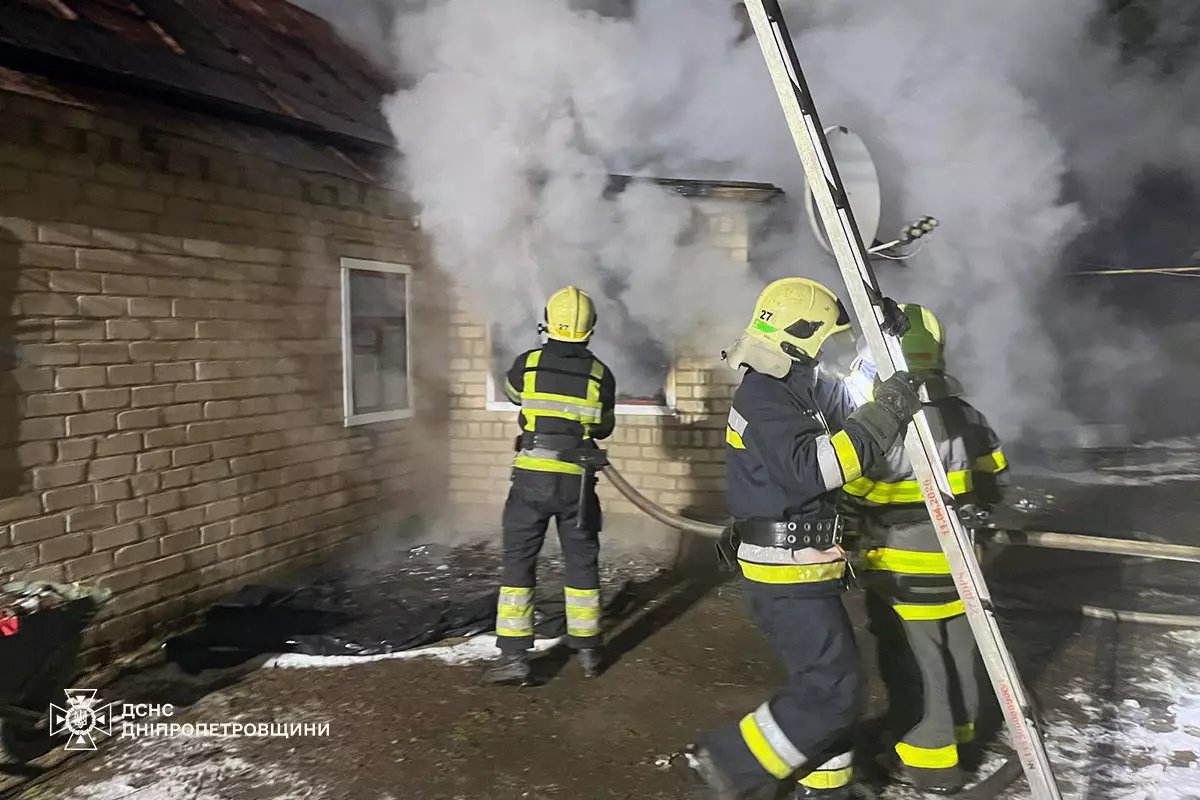 На Дніпропетровщині під час пожежі у будинку загинула людина