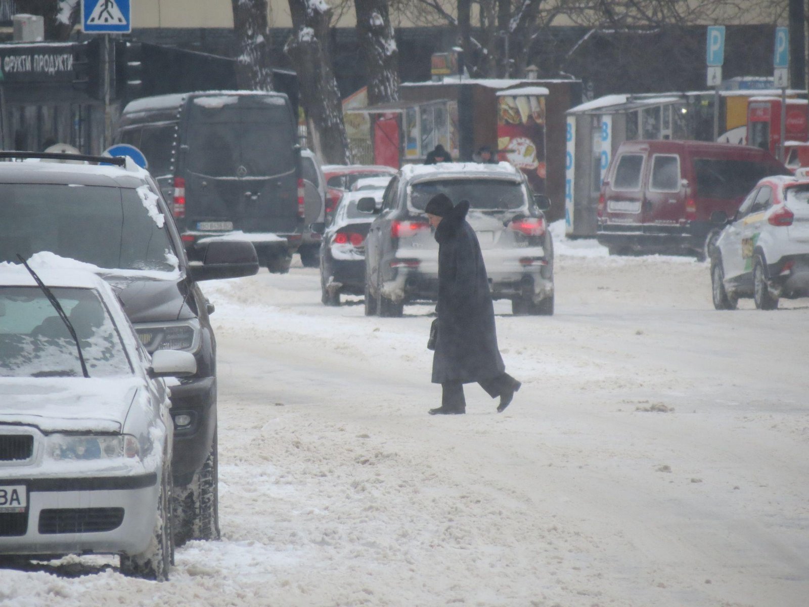У Дніпрі та області очікуються пориви вітру та ожеледиця 29 грудня
