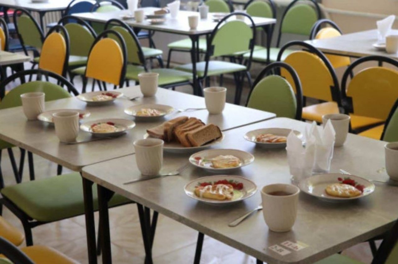 Обіди в школах