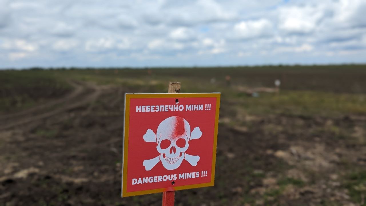 Попередження для жителів: рух дорогою Марганець - Іллінка смертельно небезпечний