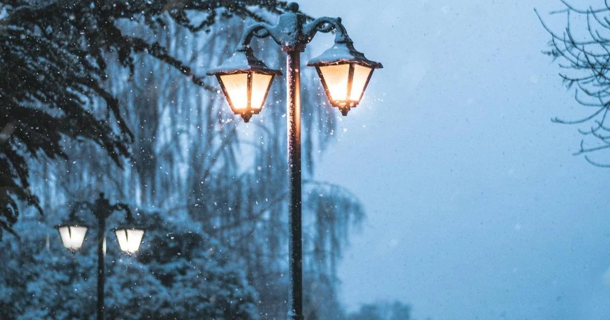 Яке сьогодні свято і кого вітати з іменинами: 9 січня — все про цей день