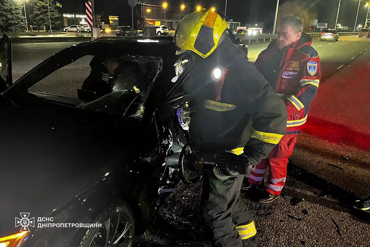 Серйозна ДТП у Слобожанському: трьох постраждалих госпіталізували