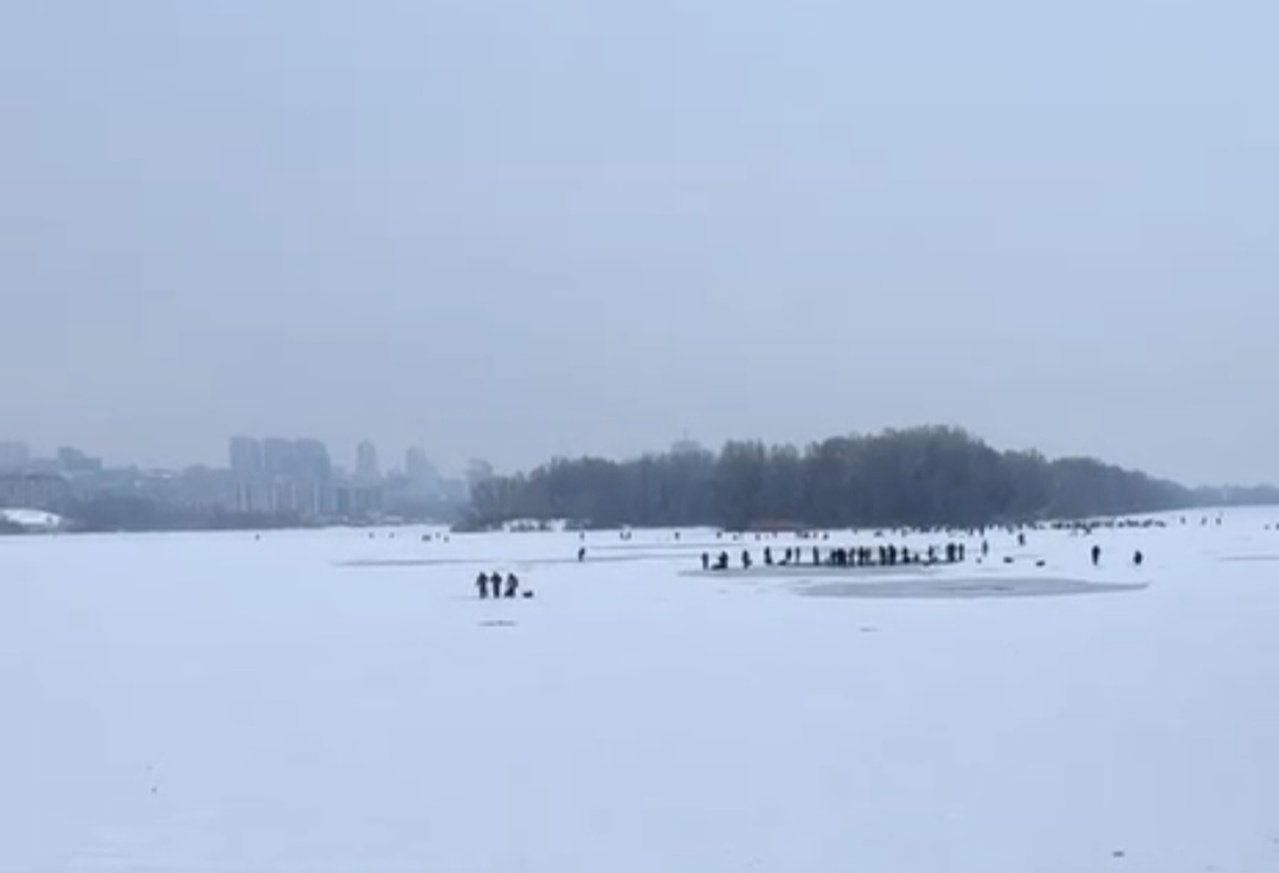 Рибалки на Дніпрі 