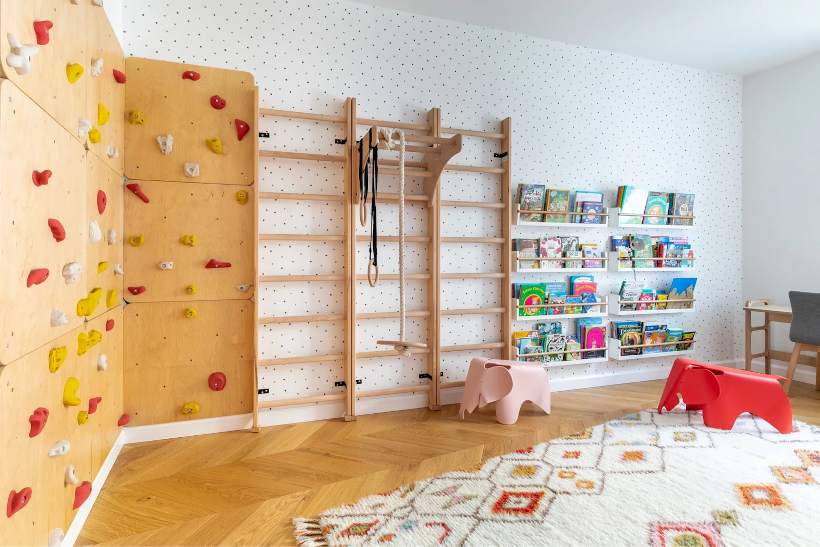 Универсальный тренажер, который заменит детям игровую комнату