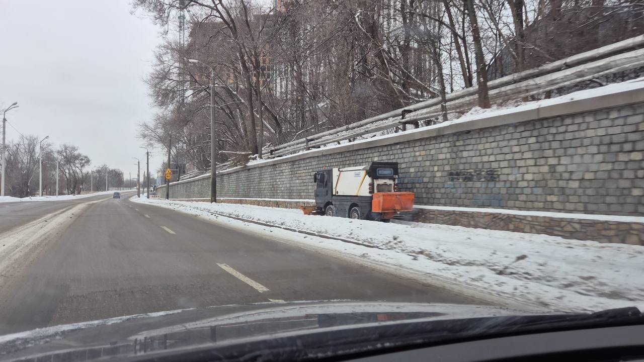 В Днепре коммунальщики работают в усиленном режиме из-за ночных осадков