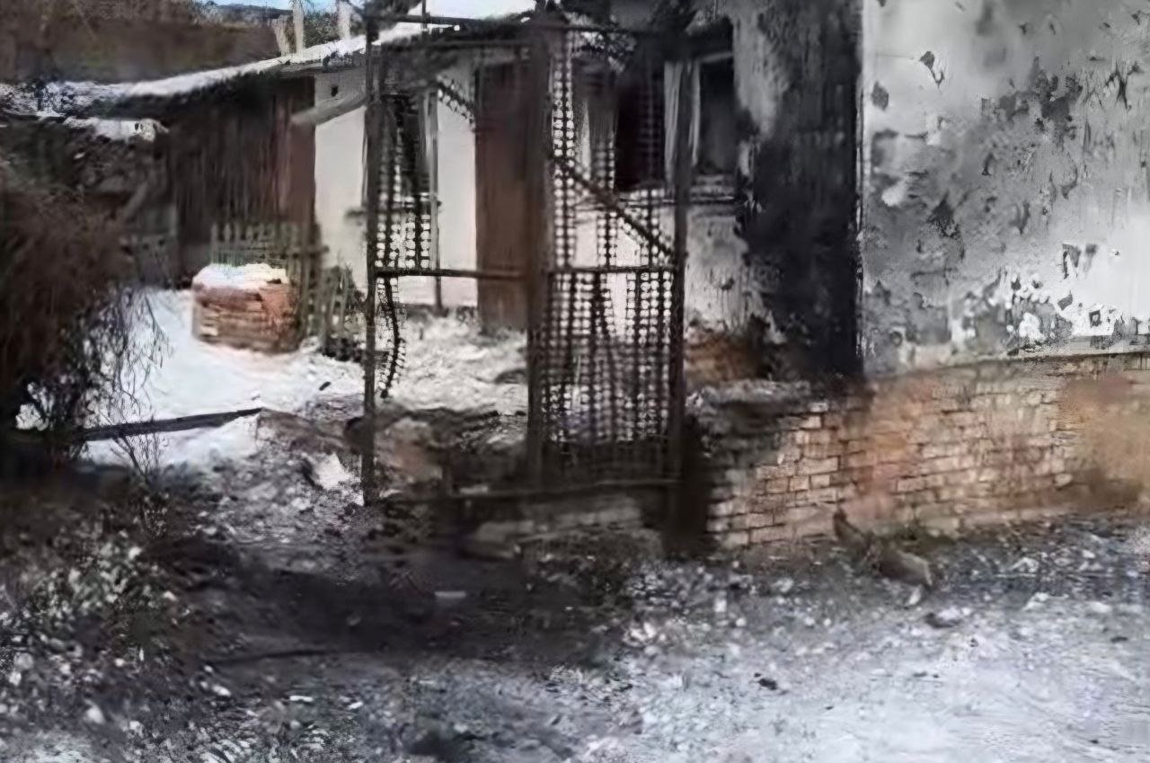 Поврежденный из-за атаки дом