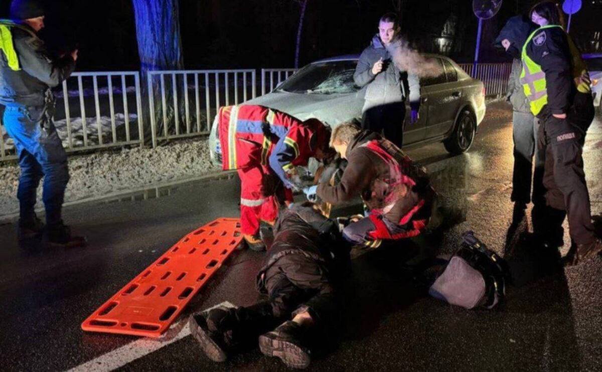 В Днепре женщина попала под колеса авто, перебегая дорогу