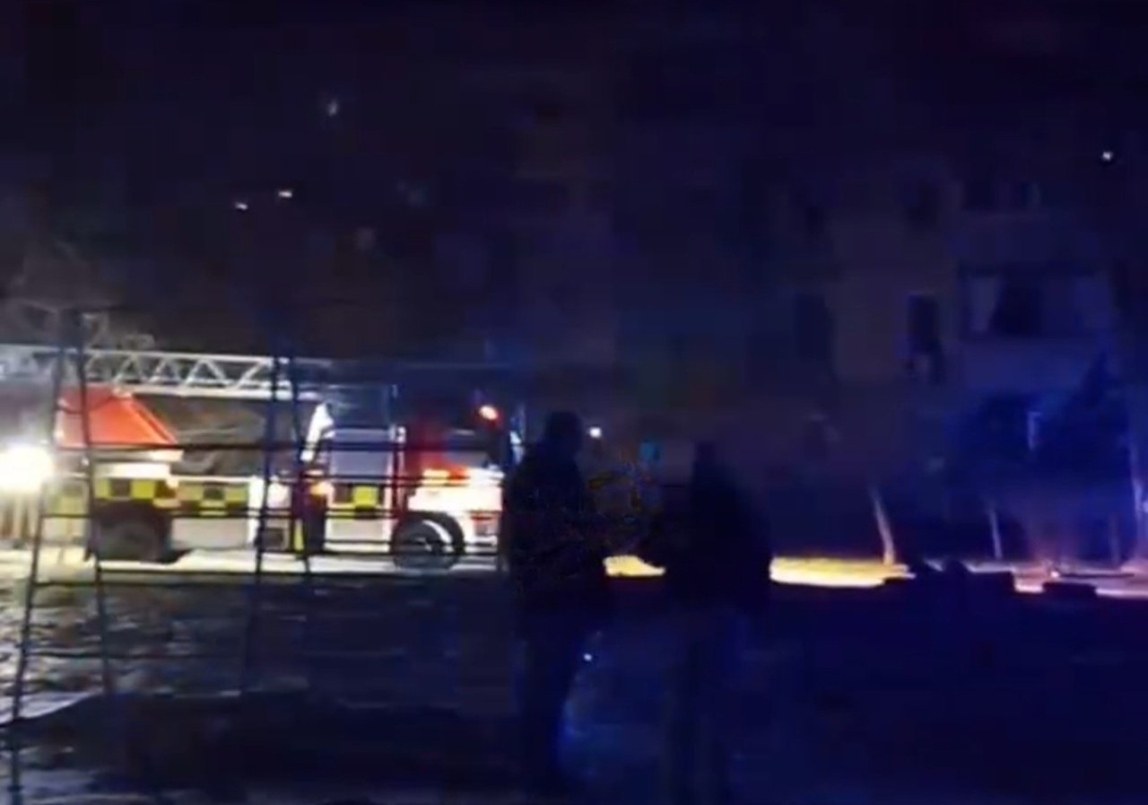 Двір де сталась пожежа