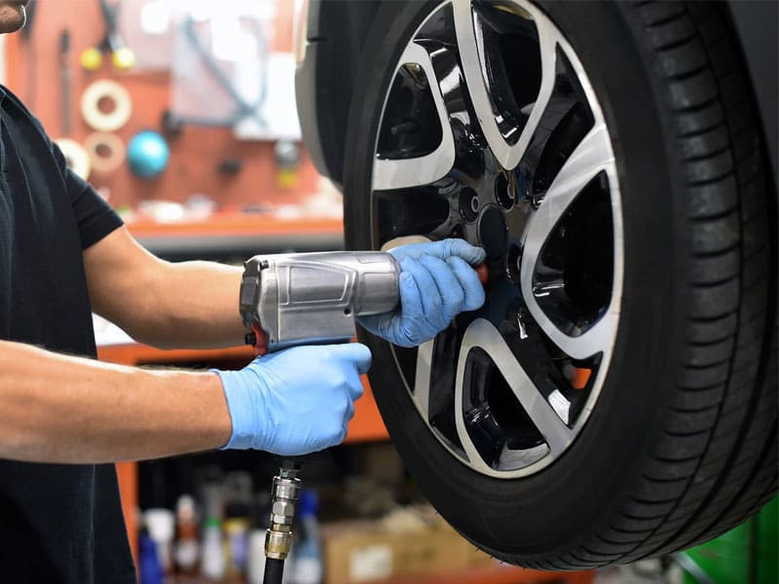 Почему важно подбирать шины и диски в комплексе: практичный взгляд