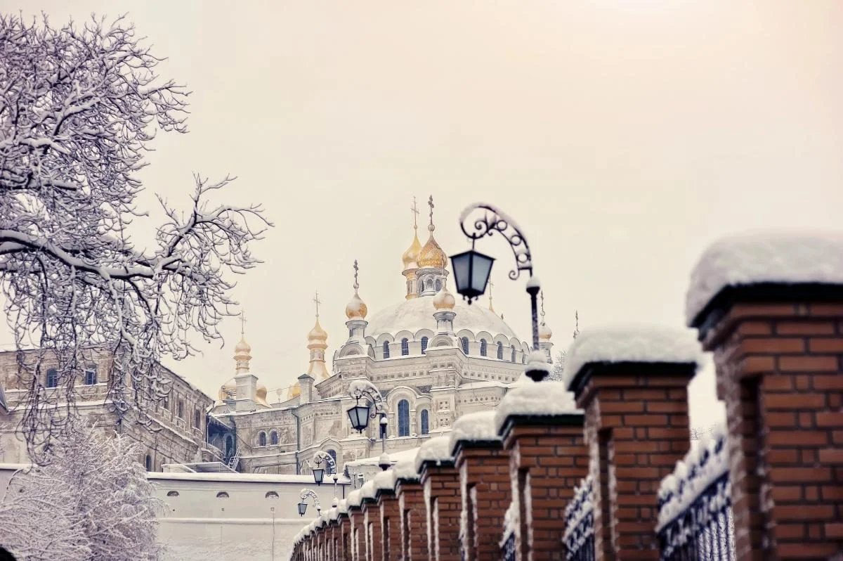 Какой сегодня праздник и кого поздравлять с именинами: 11 февраля — все об этом дне