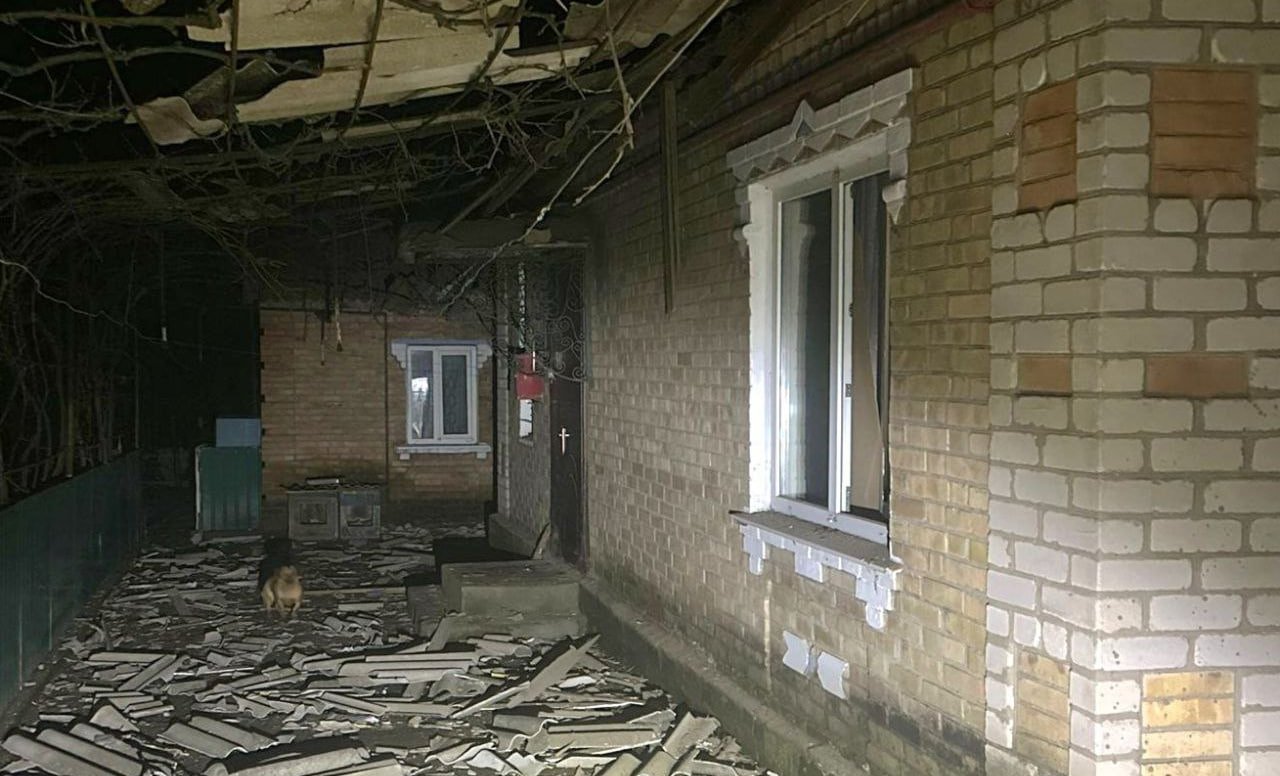Обстріли Дніпропетровщини 13 лютого: пошкоджено інфраструктуру та житлові будинки