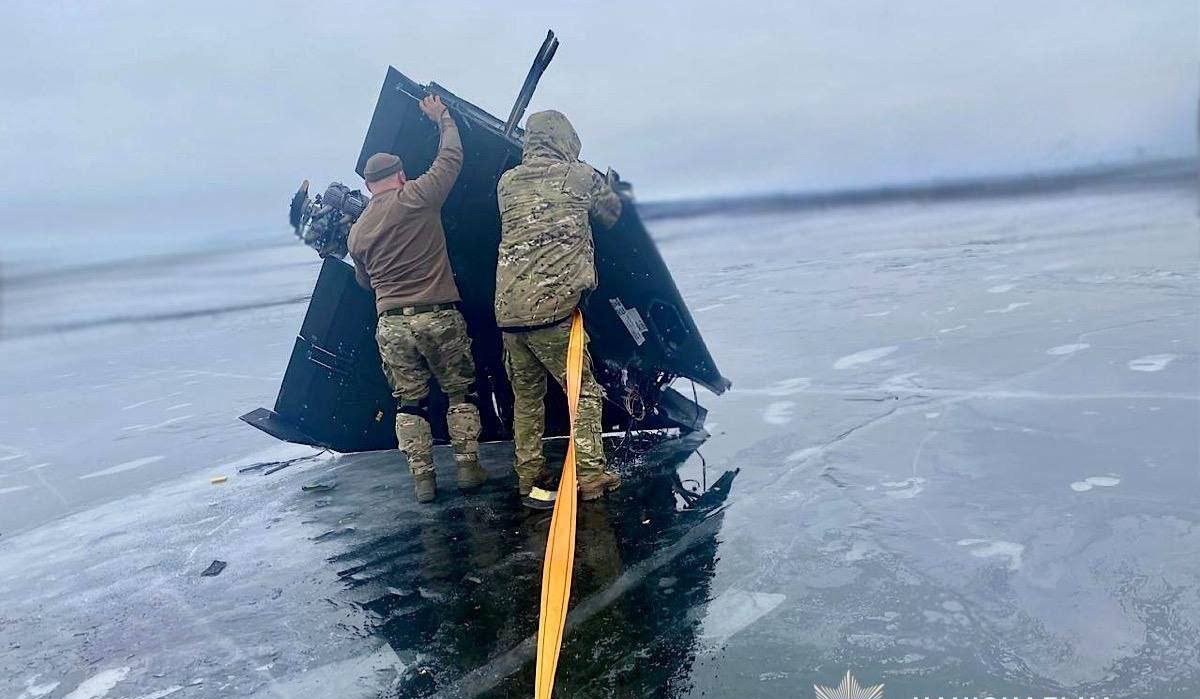 Дрон знайшли посеред річки в Дніпрі