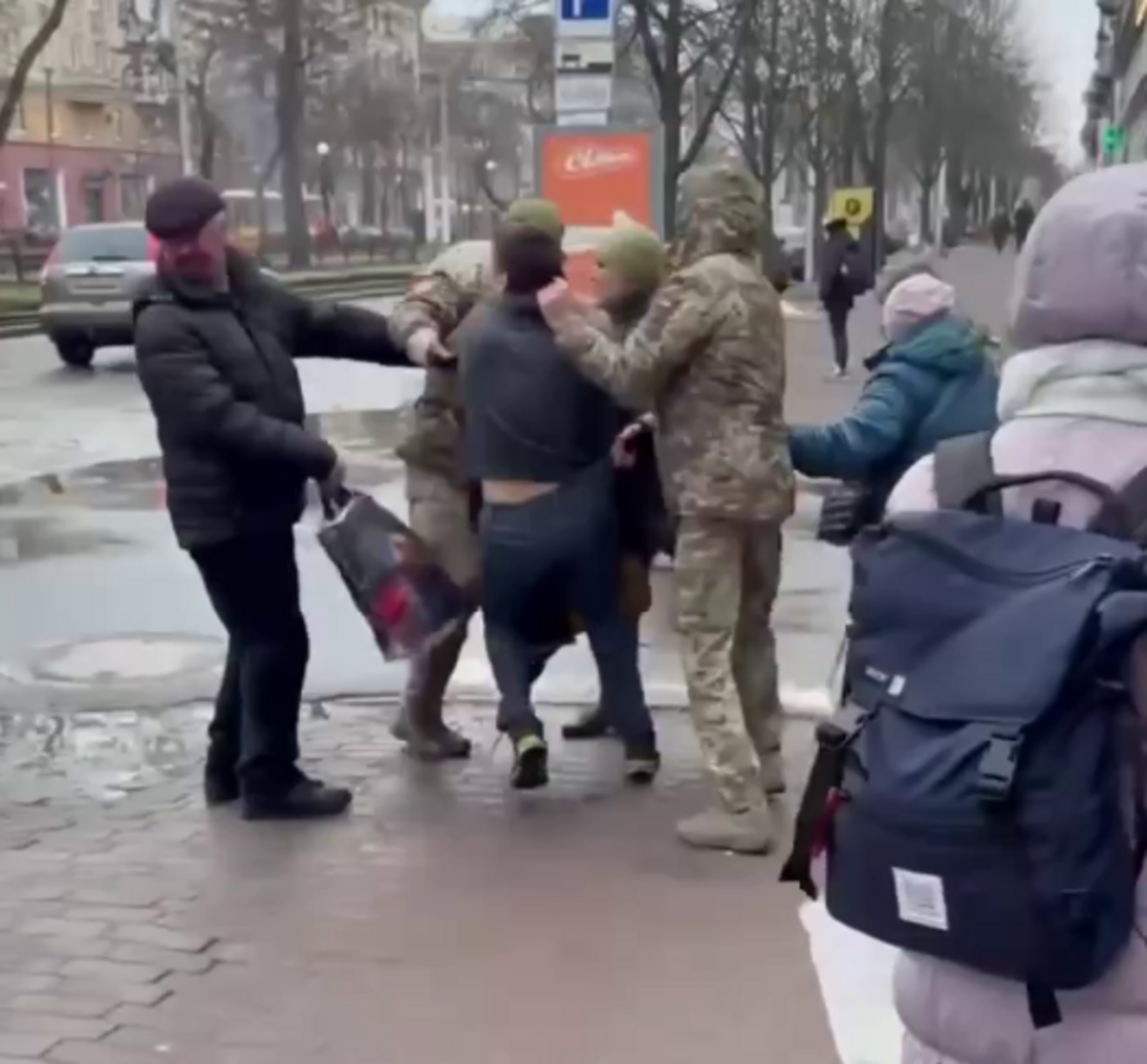 У Дніпрі з’ясовують обставини конфлікту за участі працівника ТЦК