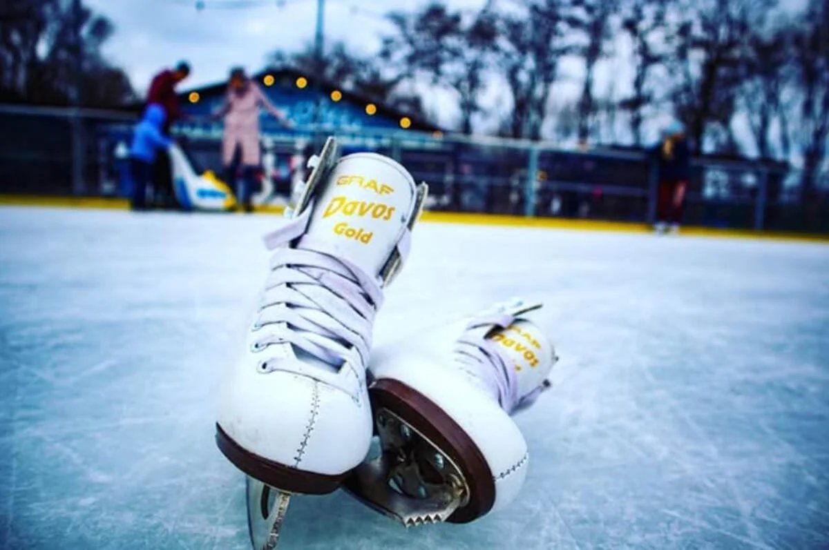 «Заработает уже следующей зимой»: в Днепре закрыли каток из-за проблем со светом