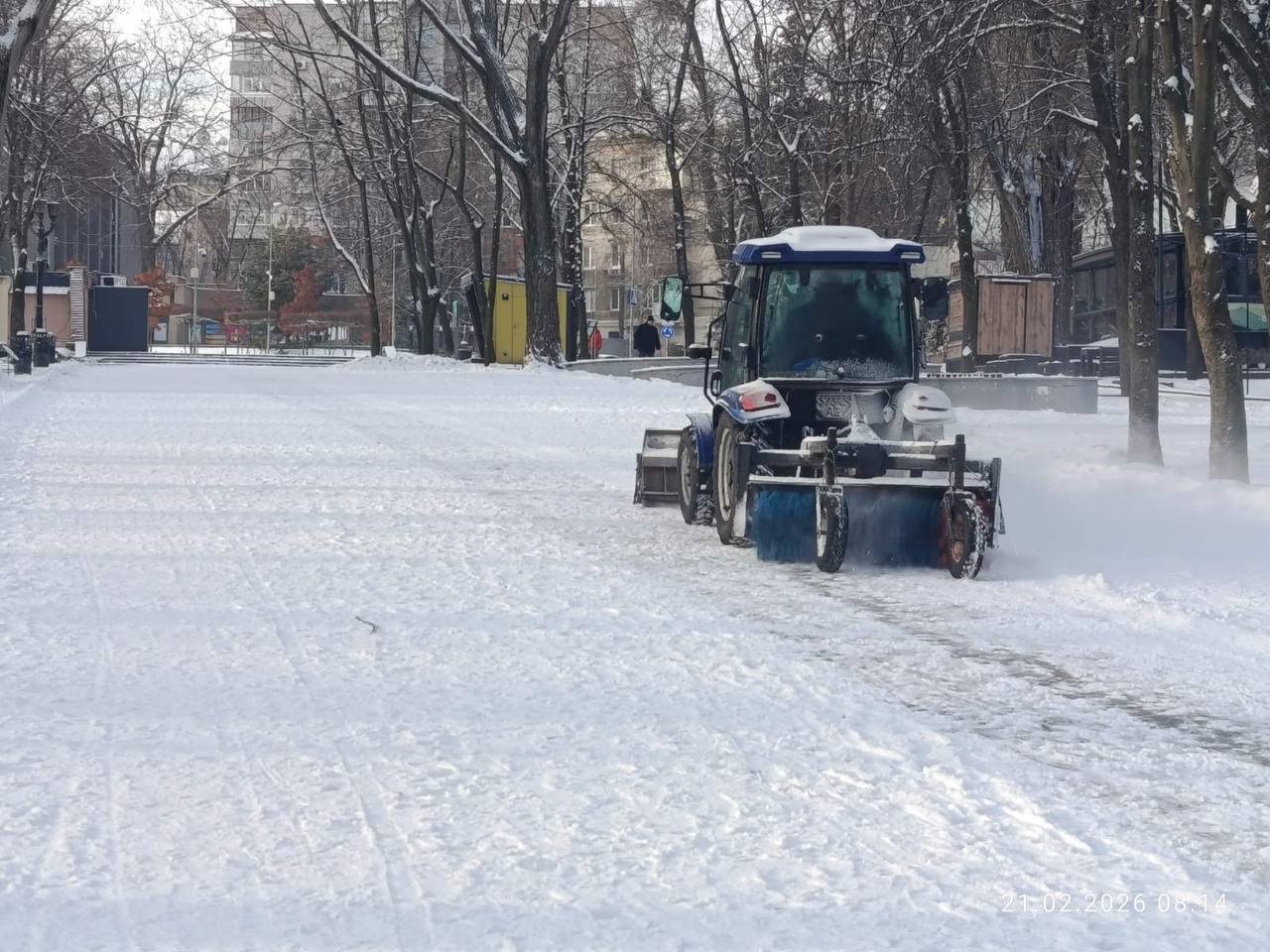 Какое состояние дорог и тротуаров в Днепре после ненастья