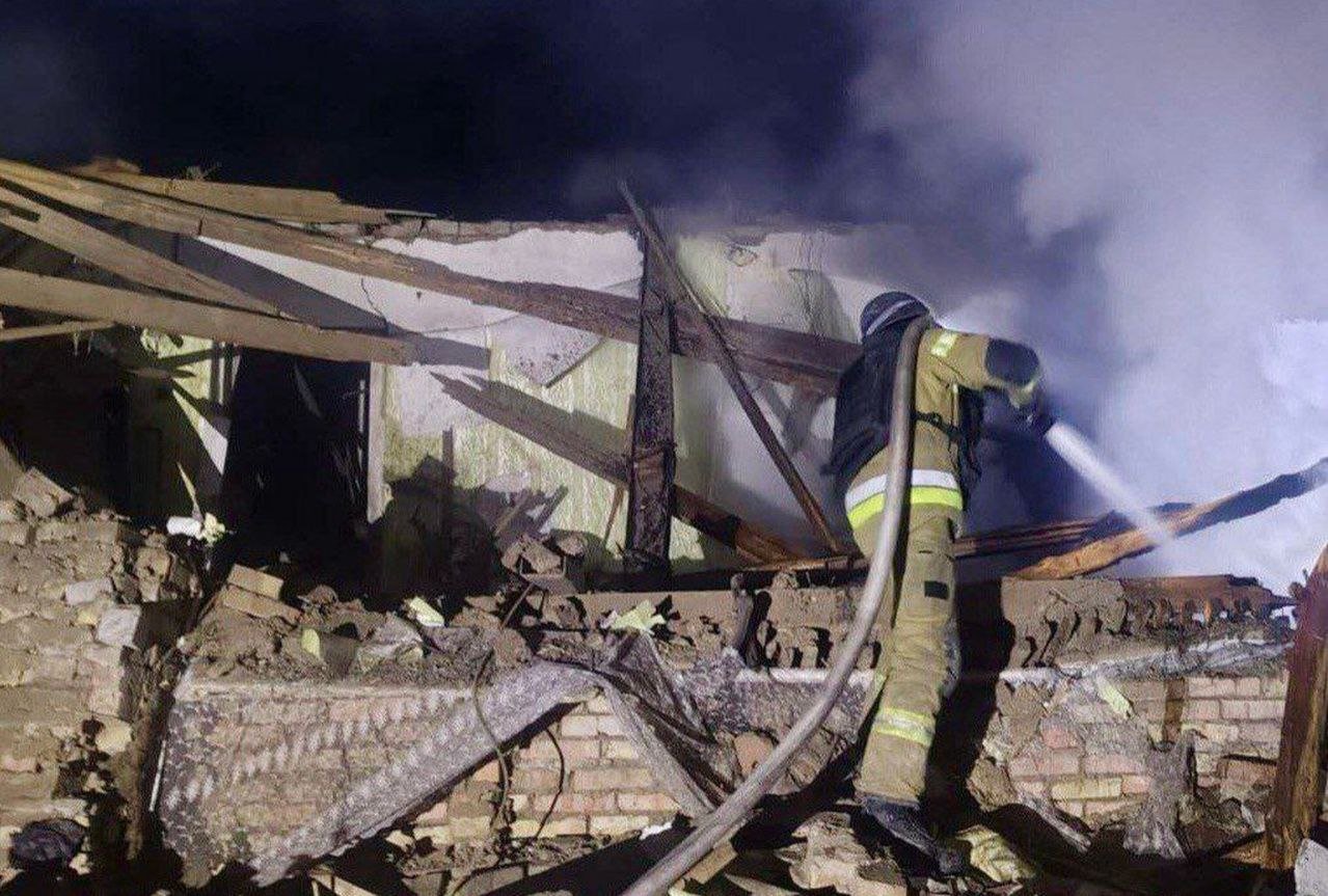 Зруйнований будинок