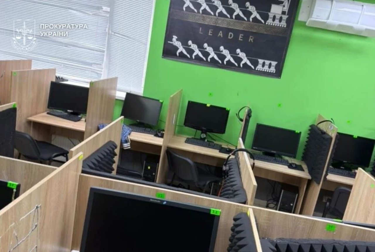 Кабінет, де працювали оператори