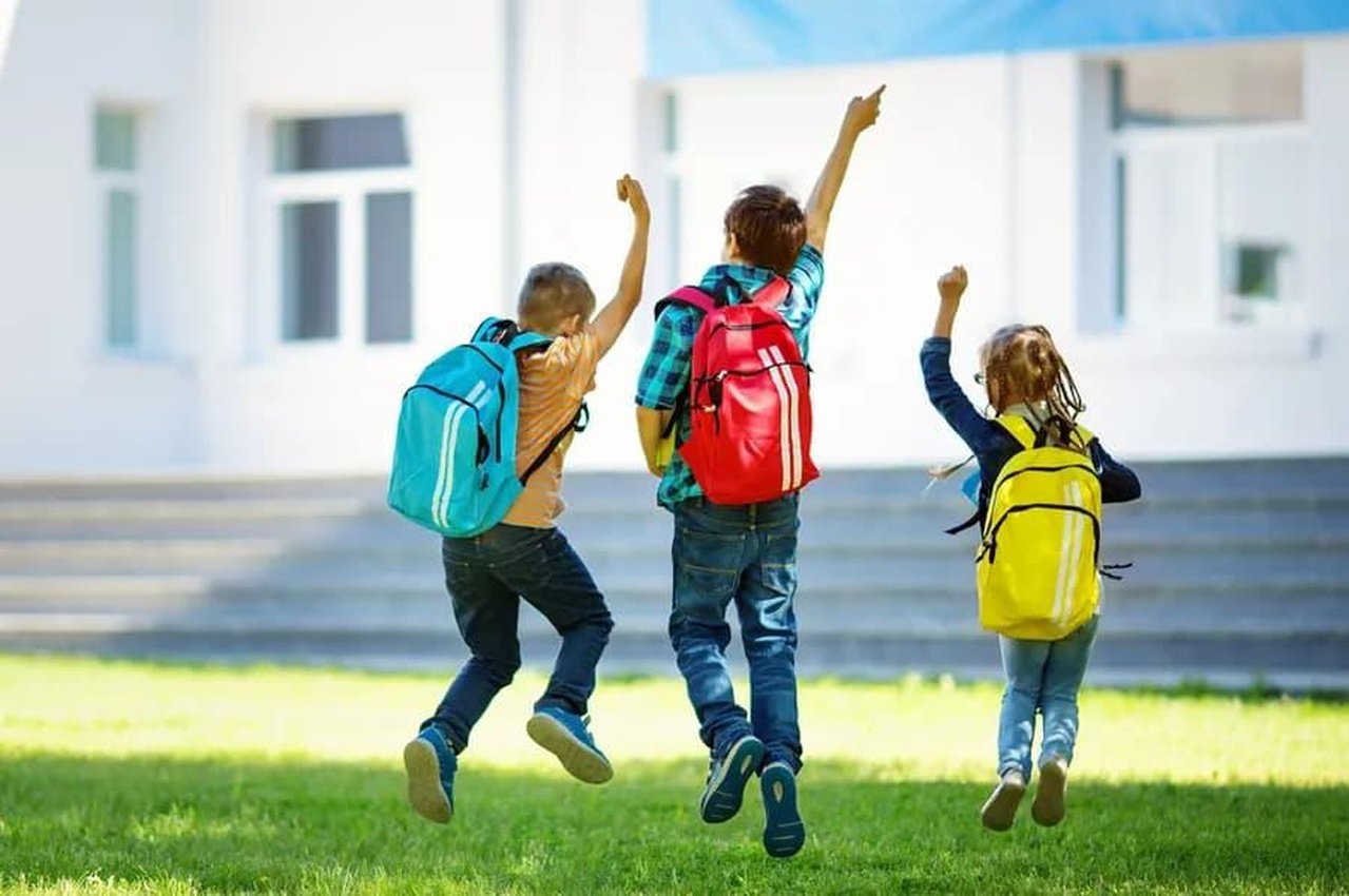 У школах можуть урізати канікули та продовжити навчання влітку