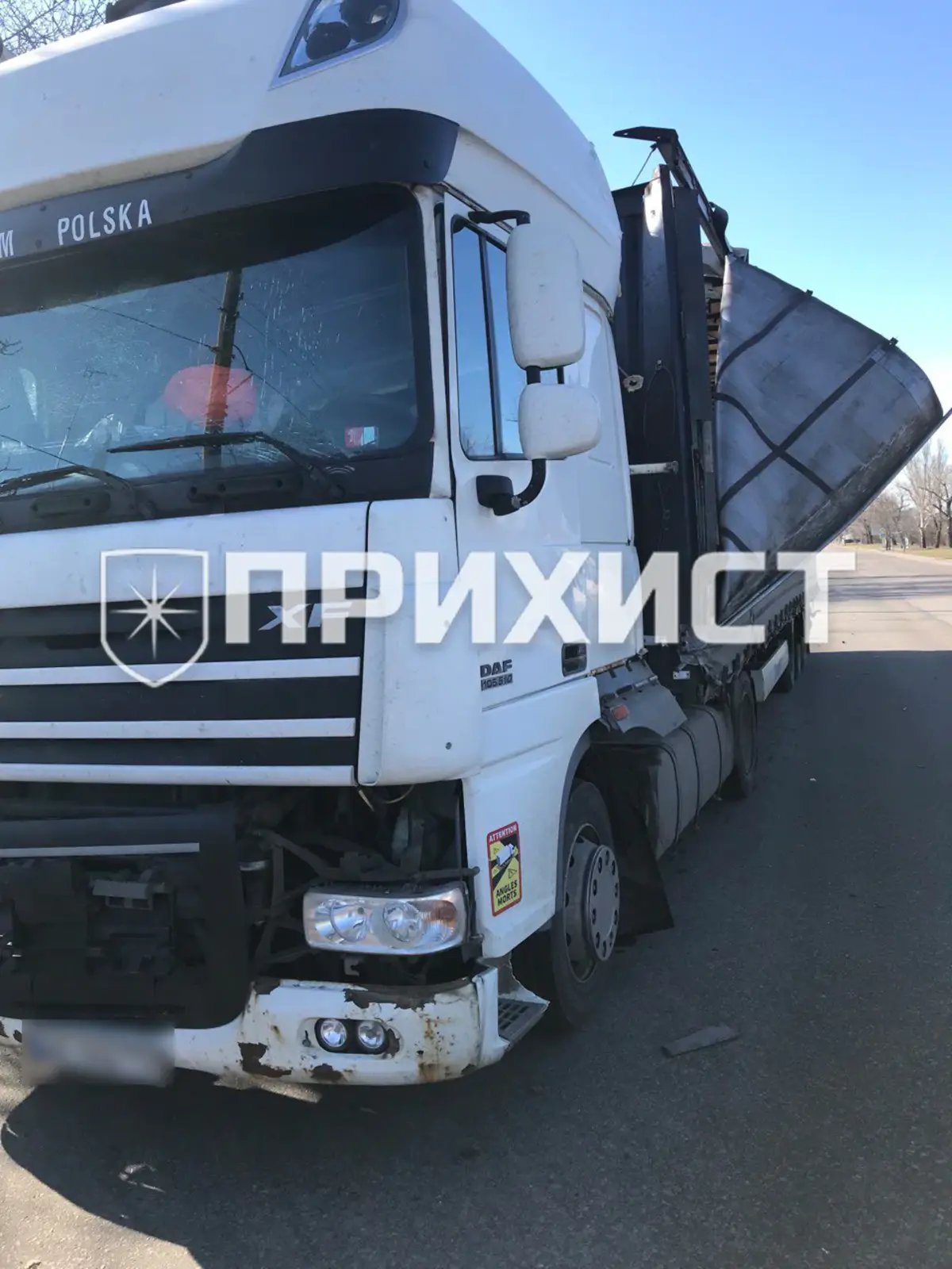 У Нікополі російський дрон атакував вантажний автомобіль