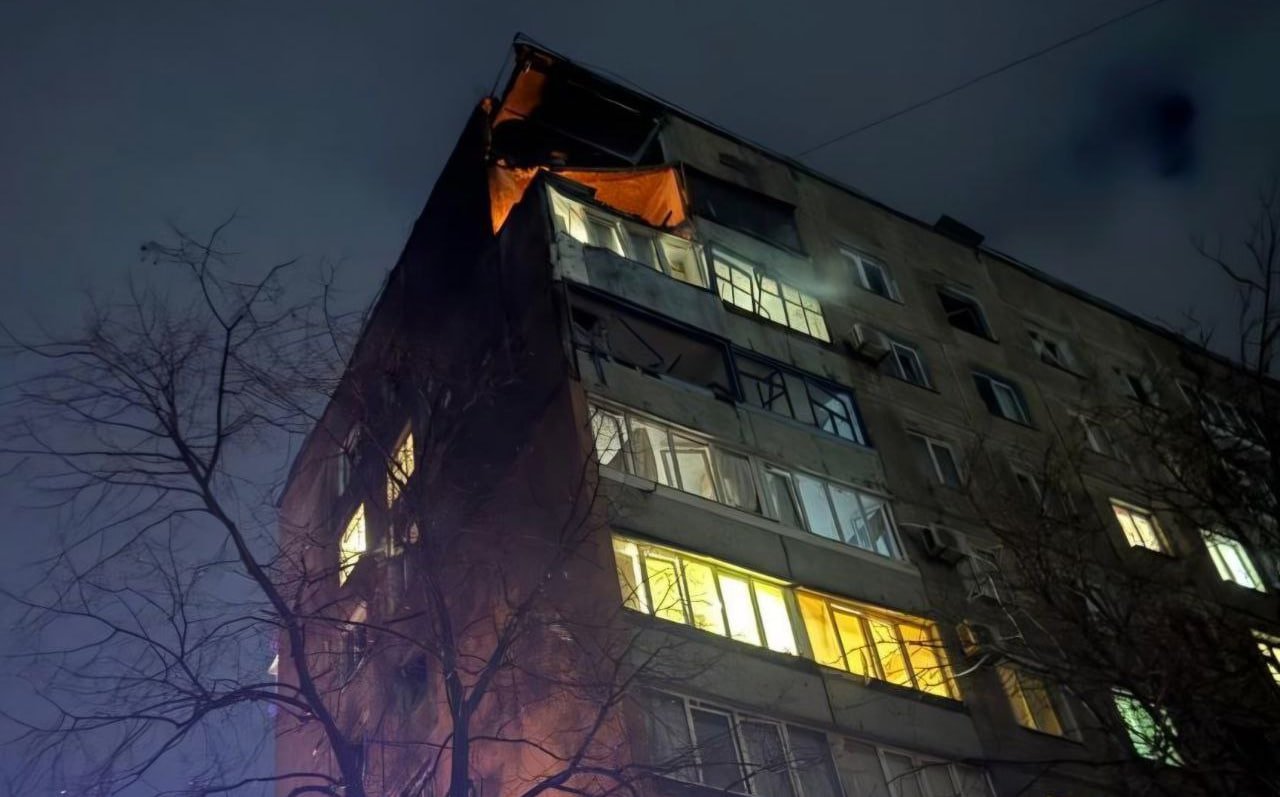 Трое раненых, в том числе ребенок: последствия массированного обстрела Днепропетровщины