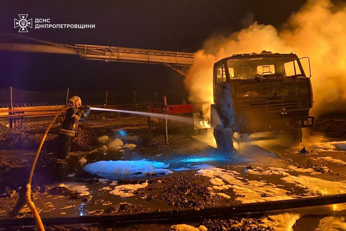 На Дніпропетровщині росіяни вдарили по рятувальниках під час ліквідації наслідків атаки
