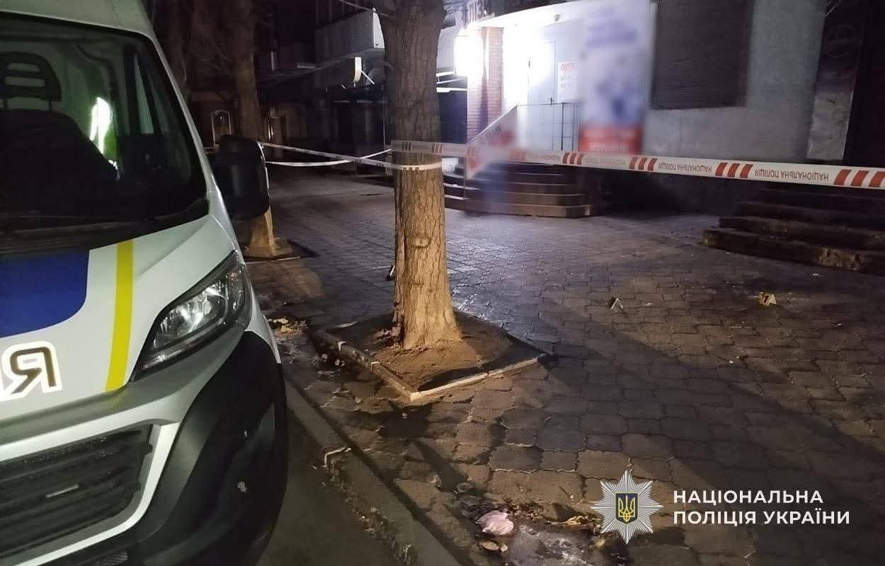 У Кам’янському чоловік підірвав гранату під час сварки з юнаками: що йому загрожує