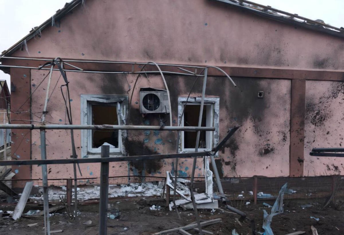 Нічна атака БпЛА на Дніпропетровщину: поранені люди та руйнування в трьох районах