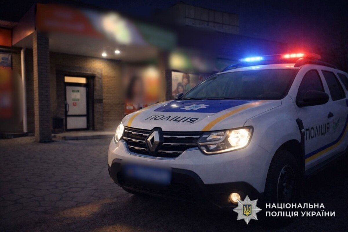 В Днепропетровской области 17-летний хулиган напал на работницу магазина