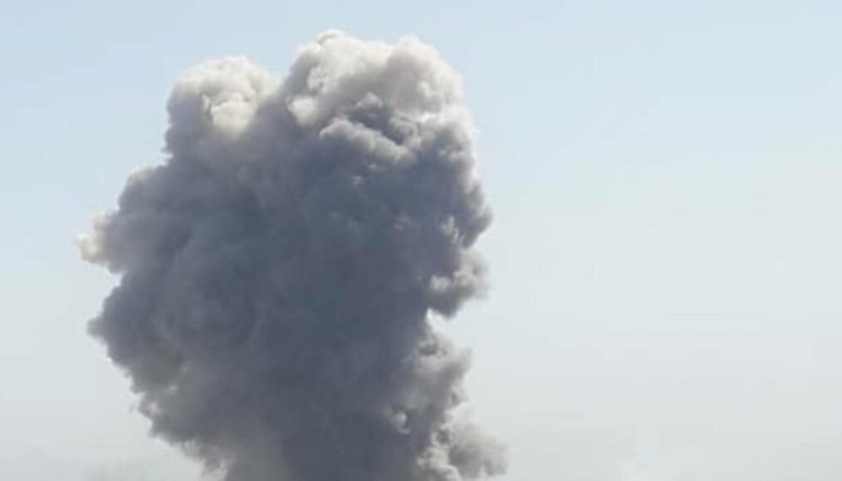 Почти 20 ударов за ночь: враг атаковал Днепропетровщину БПЛА и авиабомбой