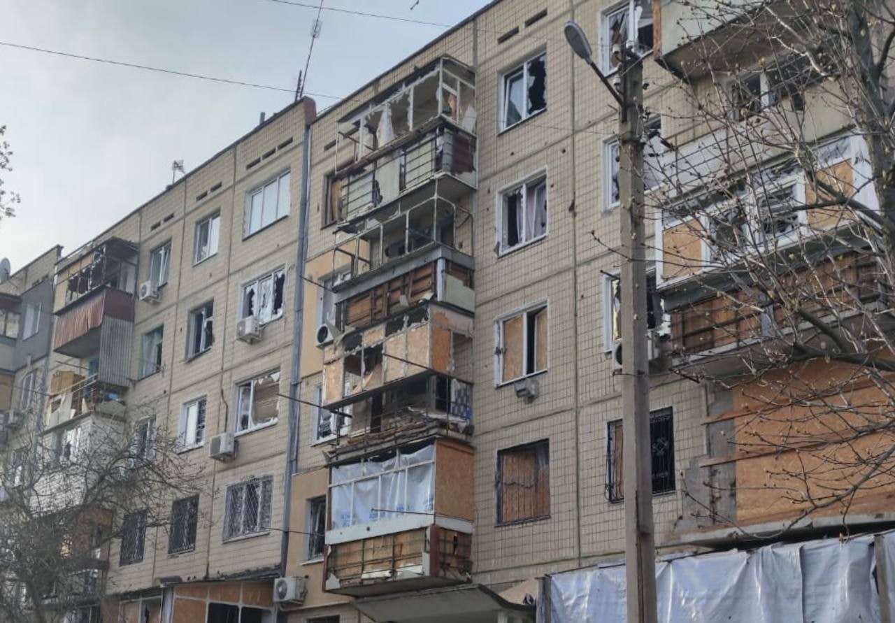 Ворог атакував Дніпропетровщину ракетами, БпЛА та артилерією: які наслідки