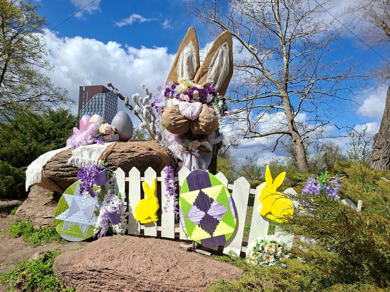 Святкова фотозона до Великодня 