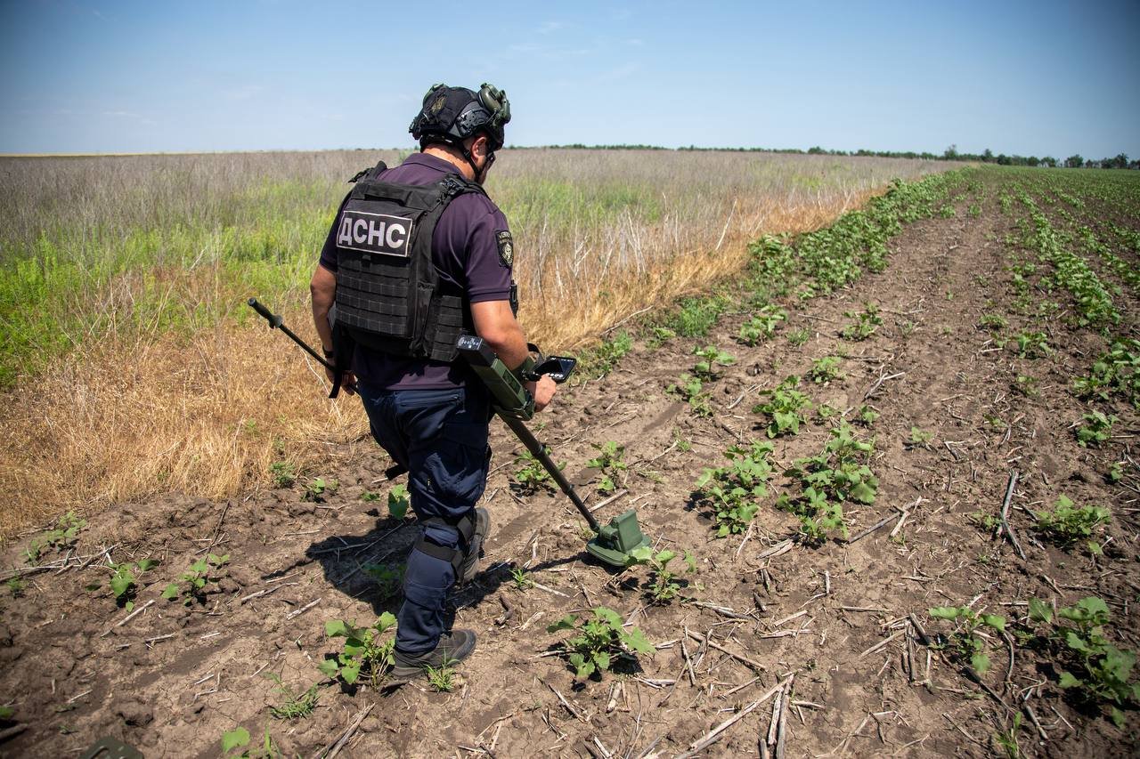 На Днепропетровщине из-за взрывоопасных предметов погибли 32 человека