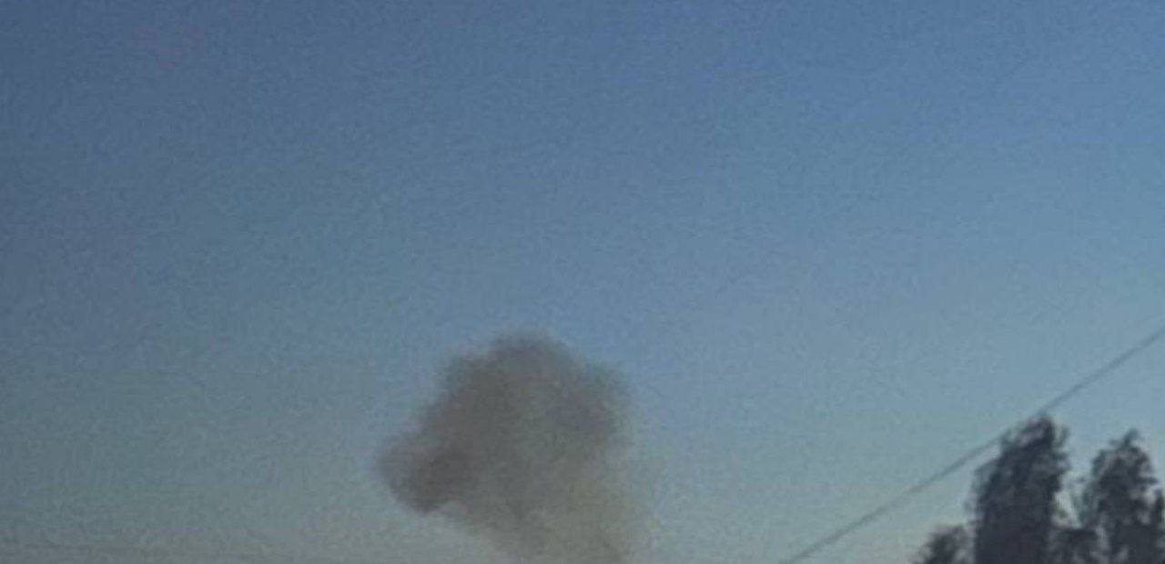Дым в небе после атаки