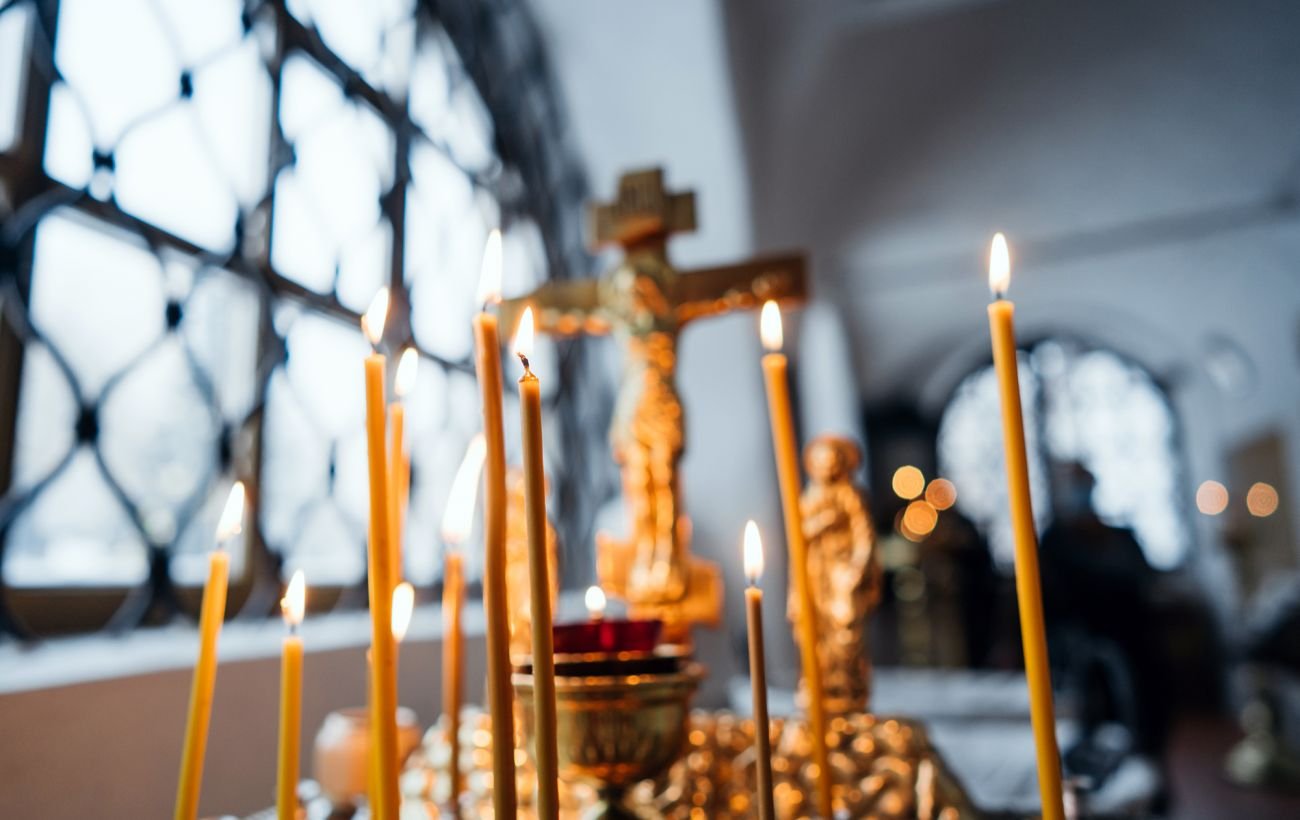 Яке сьогодні свято і кого вітати з іменинами: 16 квітня — все про цей день