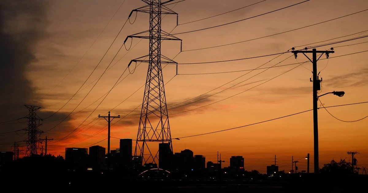 Відключення світла у Дніпрі 19 квітня: енергетики дали прогноз