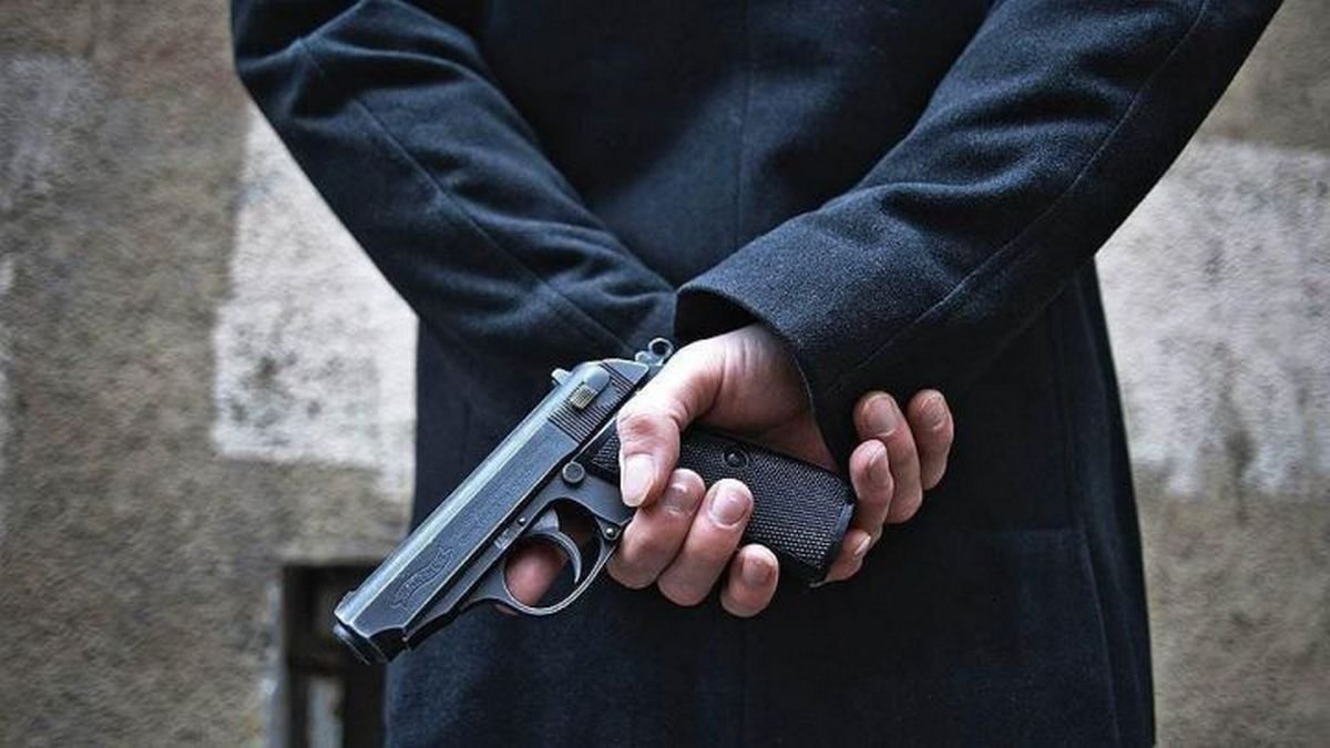 У маршрутці Дніпра помітили озброєного пасажира