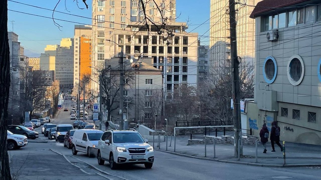 Крутогорный спуск в Днепре