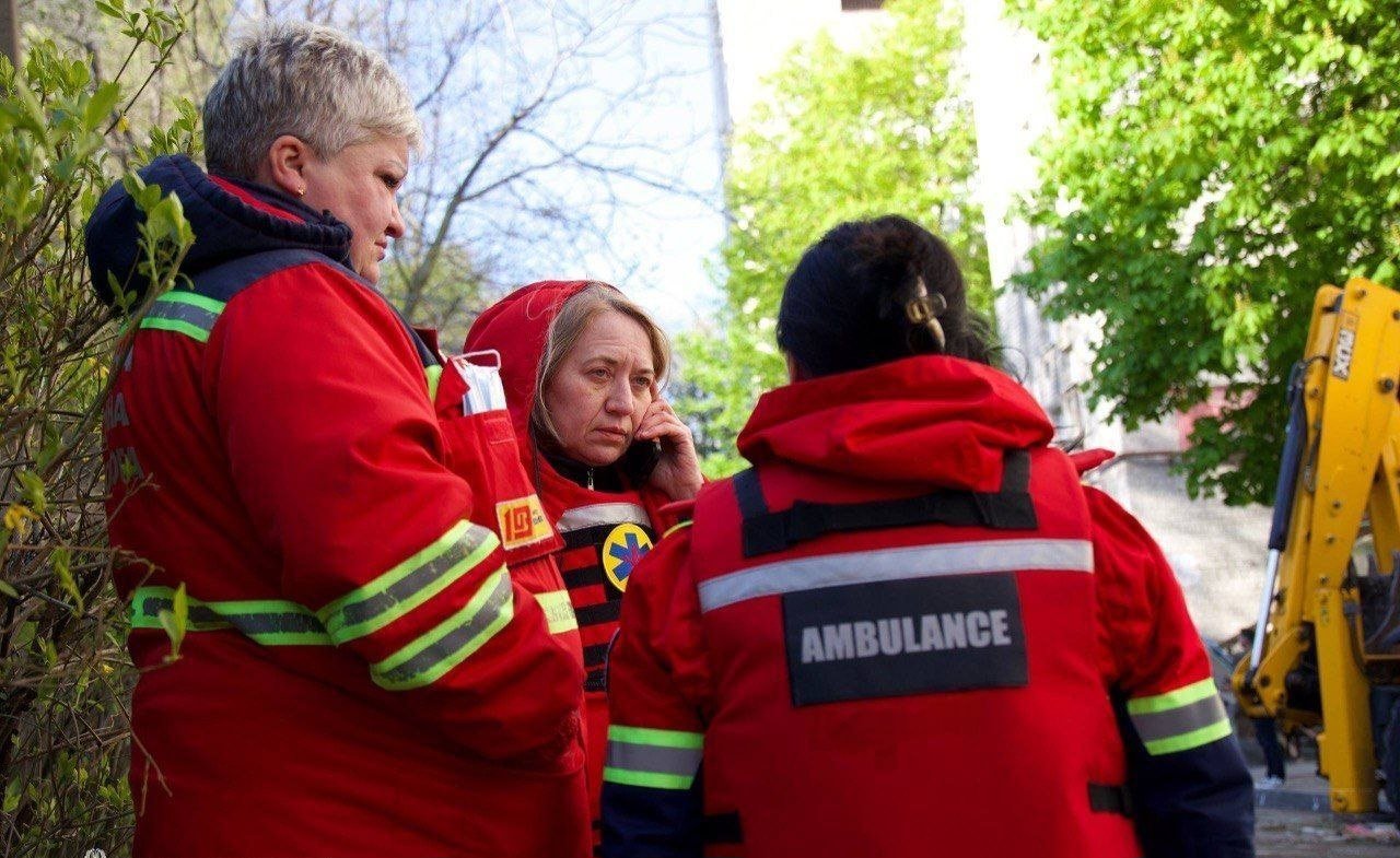 П’ятеро людей досі в лікарнях після атаки на Дніпро: у якому вони стані