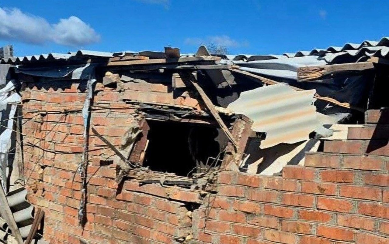 Зруйнований будинок