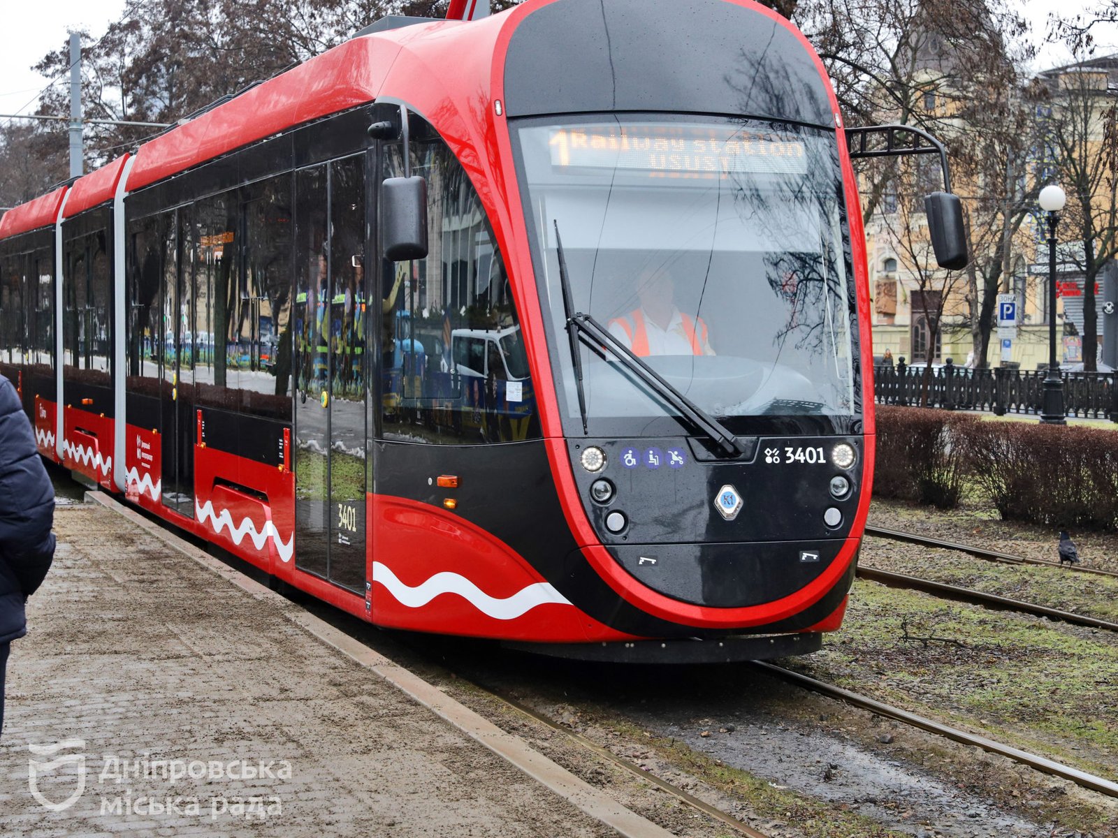 Как работает электротранспорт в Днепре 27 апреля: изменения в движении трамваев