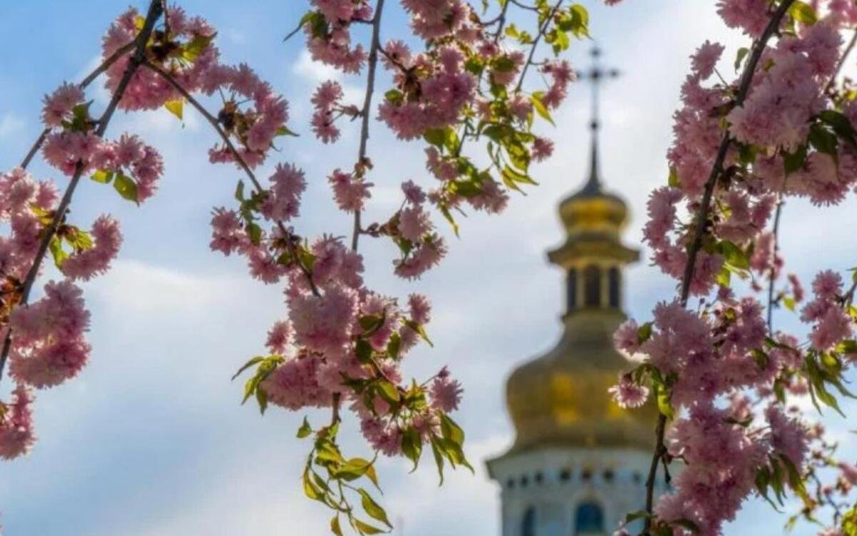 Какой сегодня праздник и кого поздравлять с именинами: 28 апреля — все об этом дне