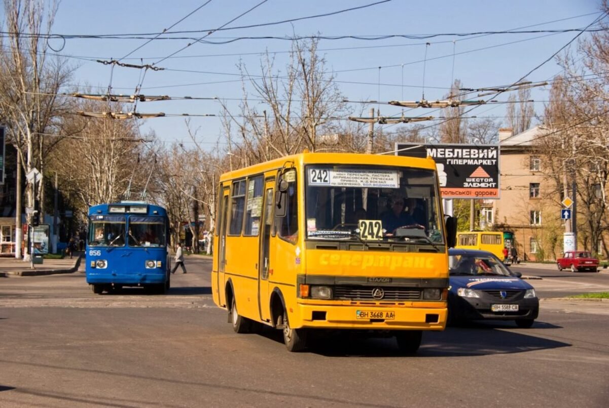 В городе на Днепропетровщине с 1 мая вырастет цена на проезд в маршрутках