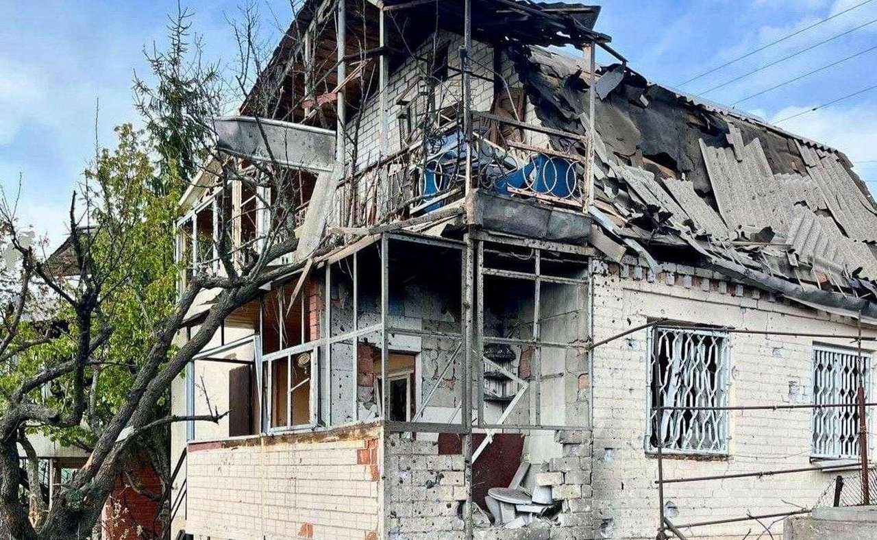 Зруйнований будинок