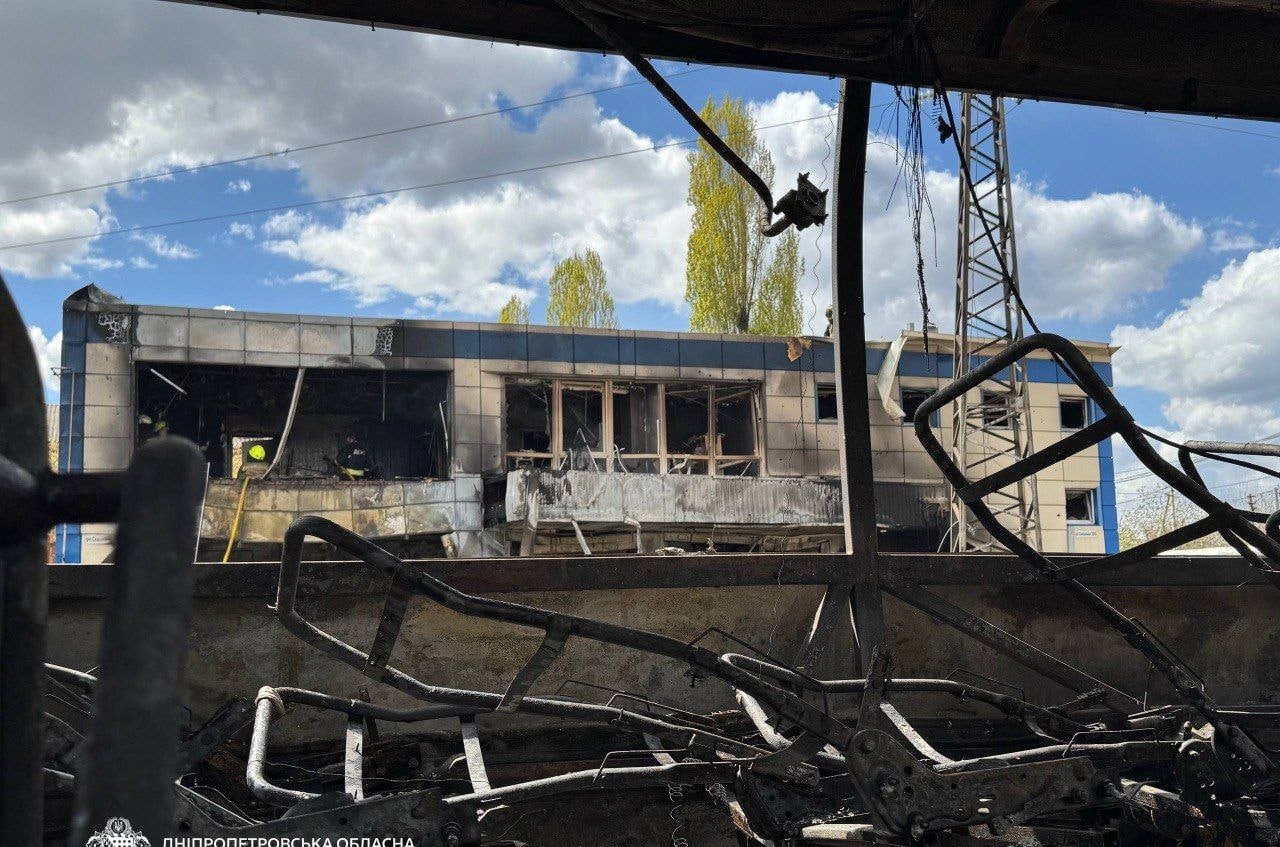 Последствия атаки в Днепровском районе