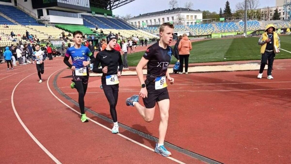 Спортсмены из Днепра стали призерами чемпионата Украины по триатлону