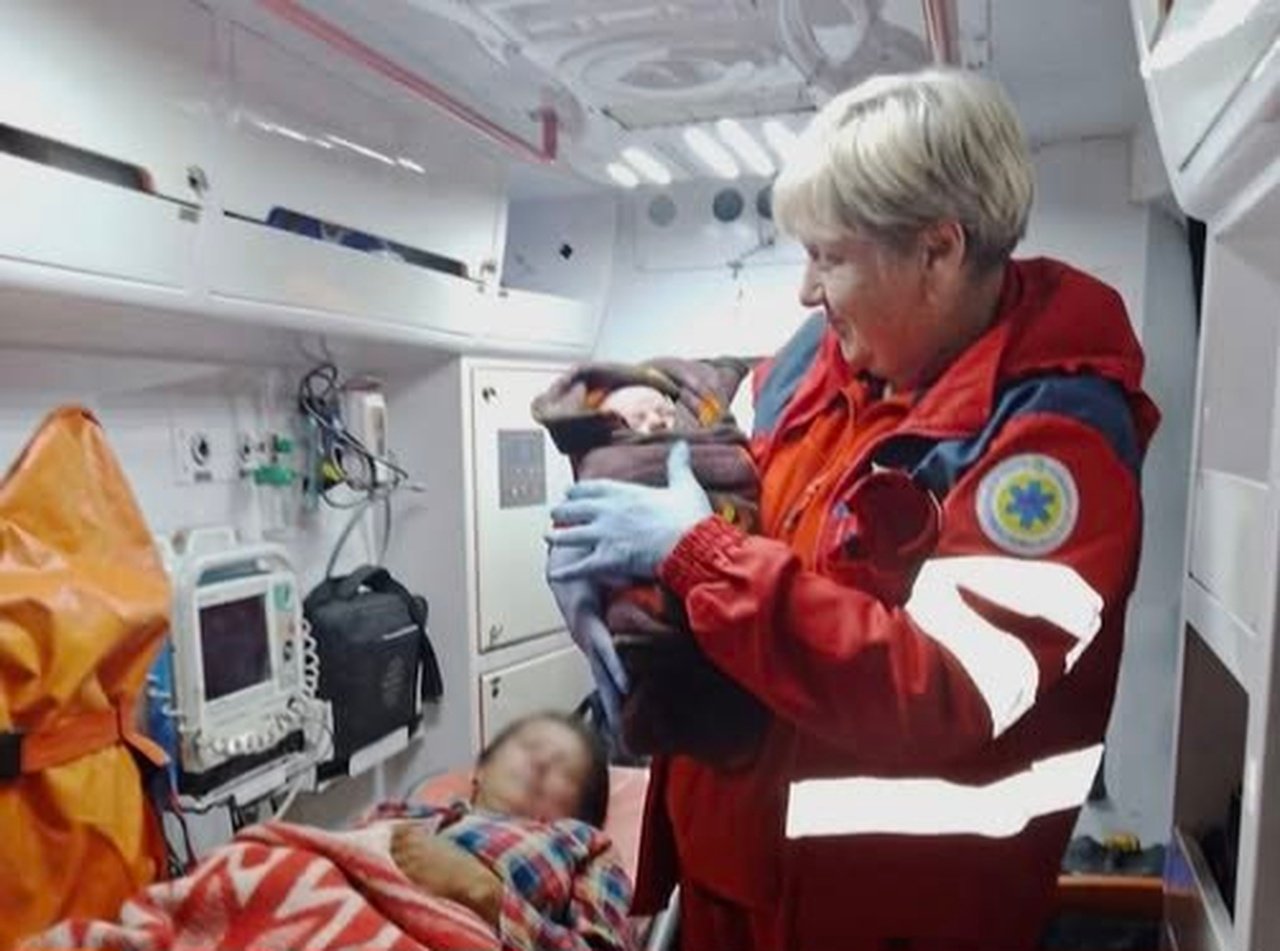 Жительница Днепропетровщины родила седьмого ребенка дома